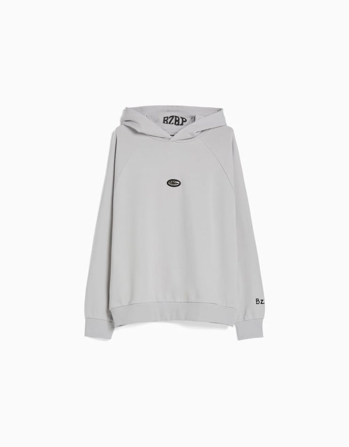 Mikina, BERSHKA ft. BIZARRAP, 1 399 Kč