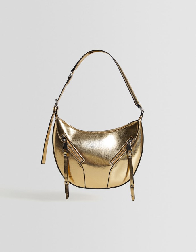 Výraznější odstíny kůže, to je prostor pro další barvy v cottagecore outfitu. (Bershka, 599 Kč)