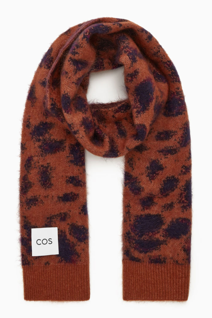 Šála, COS, 2490 Kč