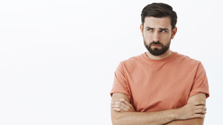 smutný  zaskočený