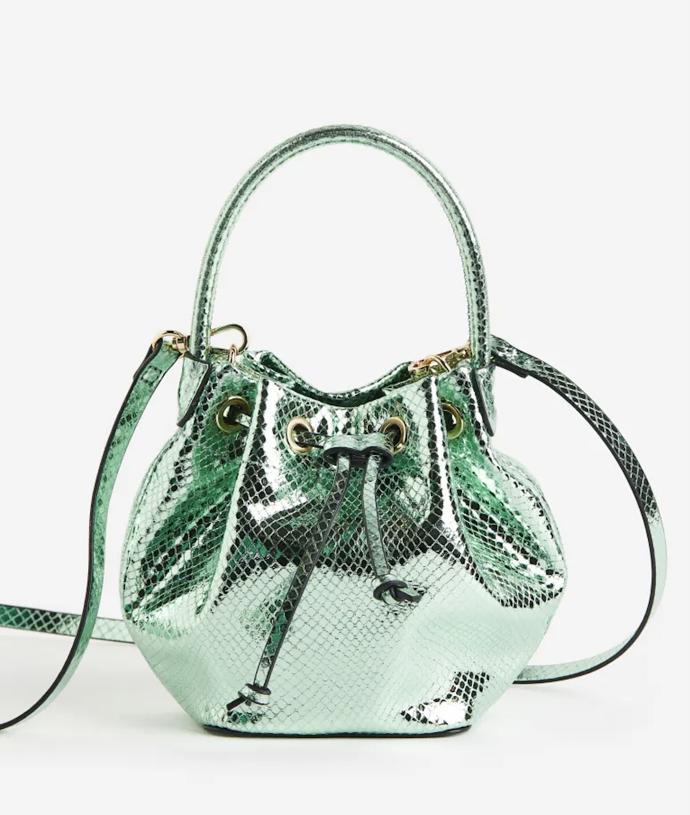 Metalická kabelka, H&M, 799 Kč