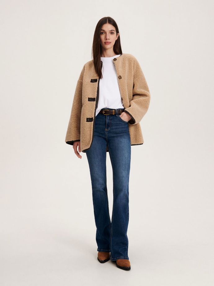 Dospělý, ale mladistvý. Styl, který mi osvojíte se čtyřicítkou, rozhodně není nudný.