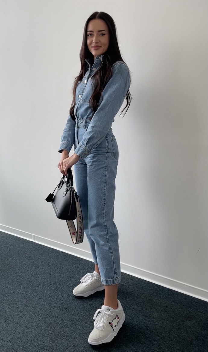 Nikola Bendová bude na ELLEphorii, která probíhá od 3.–⁠5. listopadu, mluvit o péči o pleť i make-upu. 