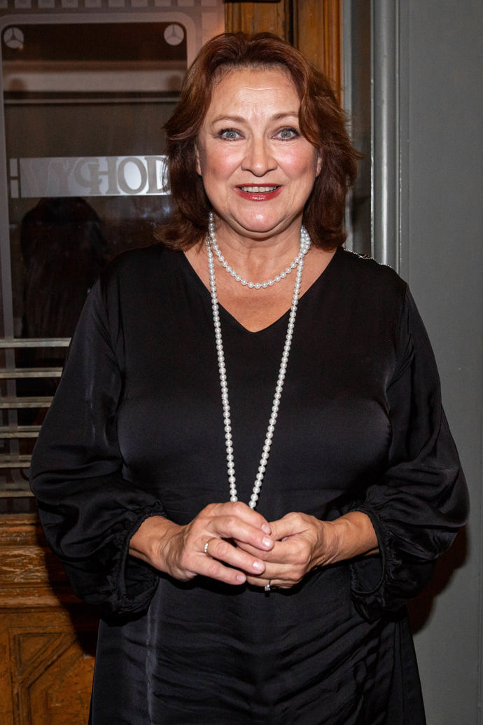 Zlata Adamovská často obléká černou. Její outfity ale rozhodně nejsou nudné