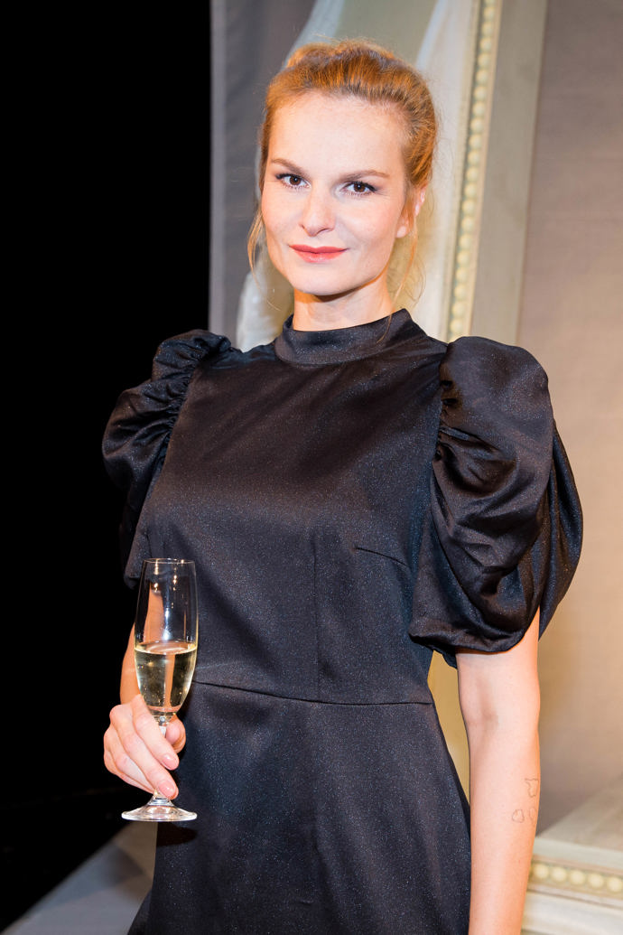 Iva Pazderková s oblibou míchá korektor s make-upem.