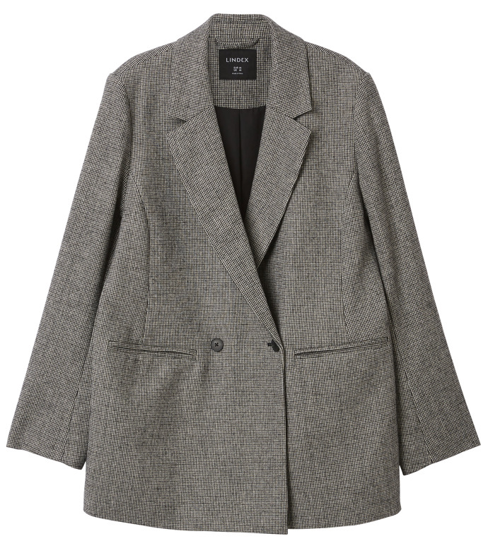 Sako s minimalistickou dvouřadou fazonou, Lindex, 1 999 Kč, k dsipozici ve velikostní škále do č. 54.