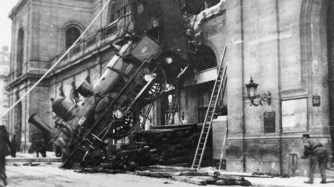 vlakové neštěstí v Montparnasse