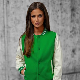 Zelená dámská bunda Ozonee, která barvou připomíná Dianin milovaný bomber. Cena: 799 Kč