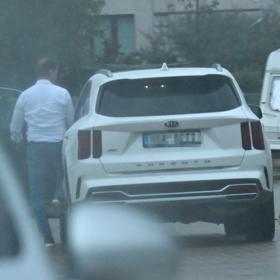 Jaromír Soukup při odevzdávání Rozárky zpět Agátě.