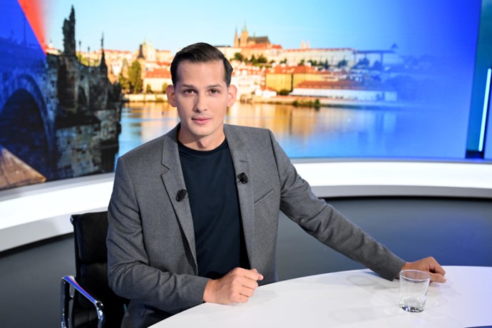 Moderátor nového pořadu TV Nova, Za pět minut dvanáct Martin Čermák.