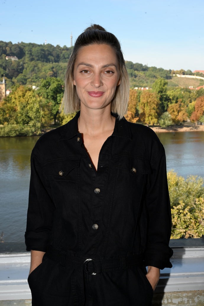 Herečka Barbora Poláková se rovněž zapojila do prevence rakoviny prsu.