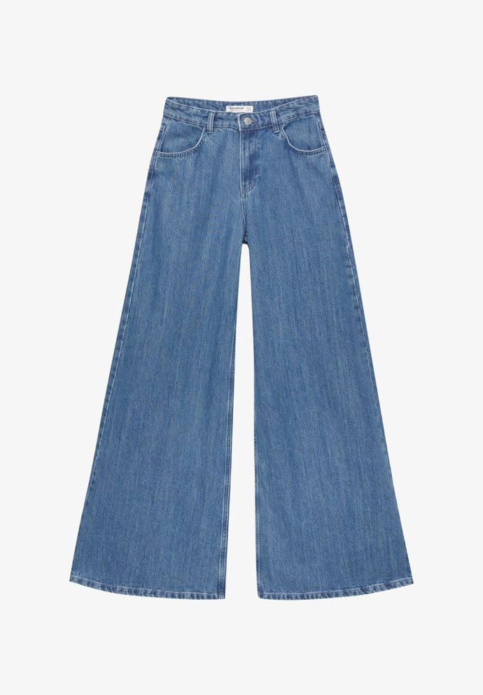 Džíny s širokými nohavicemi, Pull & Bear, 999 Kč.
