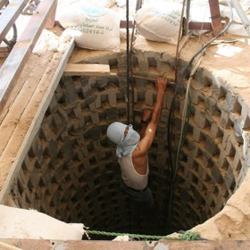 Stavba tunelů v Gaze.