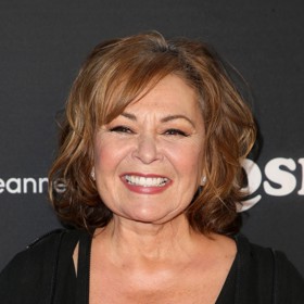 Roseanne Barr vypadá v sedmdesáti perfektně. 