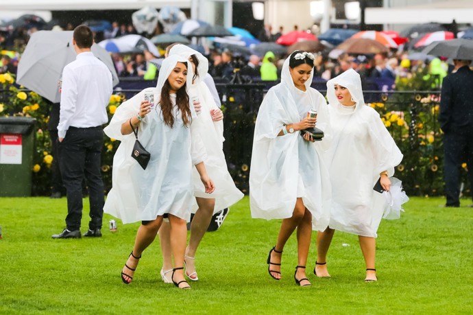 Bez podpatků v Sydney také ani krok. A platí to za každého počasí!