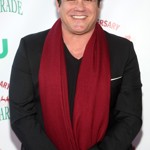 Dean Cain je ostatně tak trošku samorost a hloubavý typ. Vystudoval prestižní univerzitu Princeton, kde hledal odpovědi na své otázky ohledně víry a smyslu života.