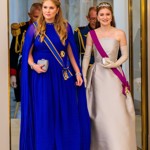 Nizozemská princezna Catharina-Amalia se svou belgickou kolegyní Elisabeth. Obě jsou to velmi vzdělané mladé dámy, Catharina-Amalia studuje psychologii, politologii a ekonomii, Elisabeth diplomacii.