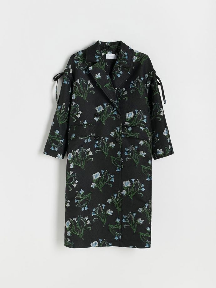 Kabát, Reserved, 3 999 Kč