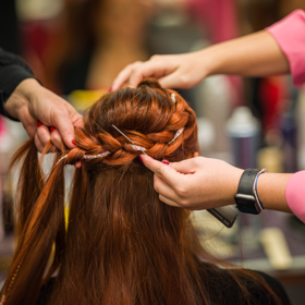 Pracné účesy ve StarDance.