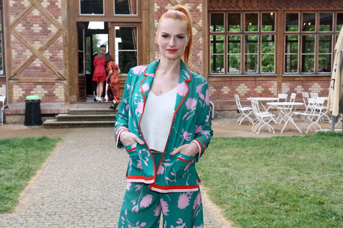 Iva Pazderková je schopná se kompletně nalíčit v několika minutách.