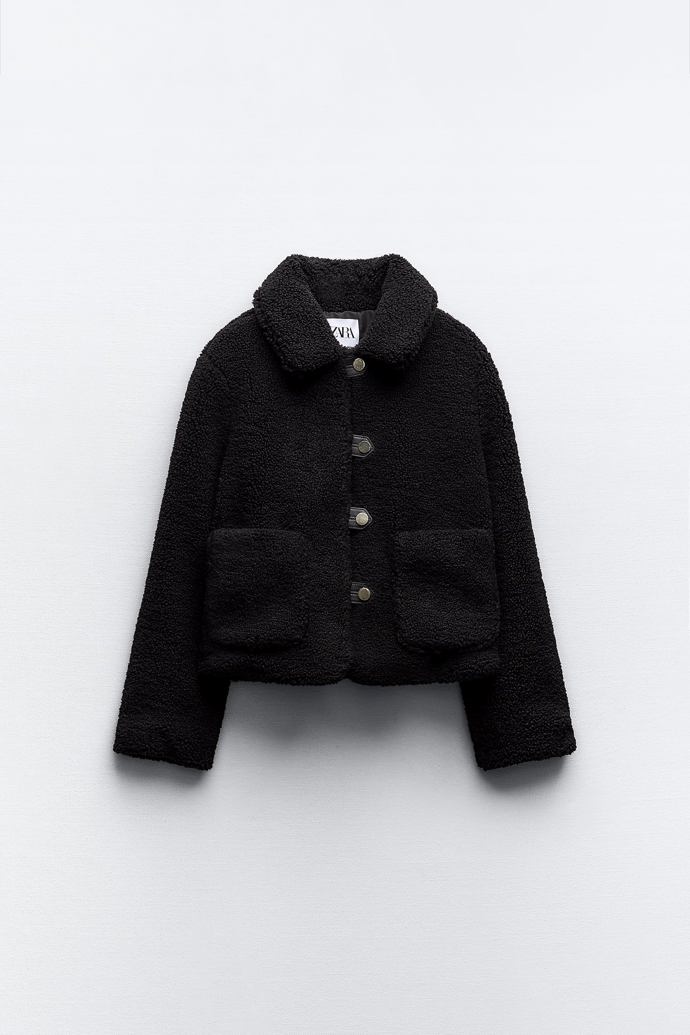 Kožešinová bunda s knoflíky, Zara, 1 199 Kč