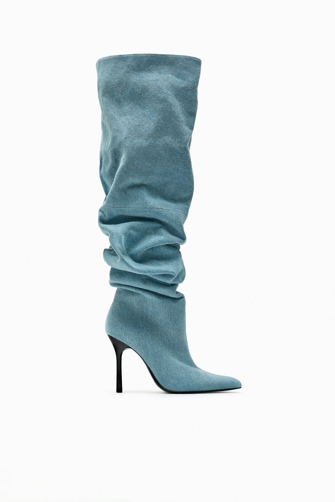 Džínové shrnovací kozačky, Zara, 2 299 Kč