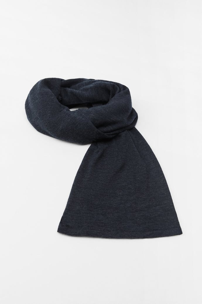 Šála, Zara, 799 Kč.