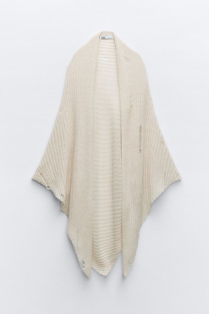 Přehoz, Zara, 799 Kč.