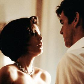 Pierce Brosnan měl s Teri Hatcher na place problémy. 