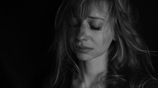 Jitka (27): Přítel vyžadoval pravidelné milování. Když jsem ho jednou kvůli nemoci odmítla, provedl něco strašného