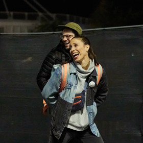 Eva má okouzlující úsměv. 