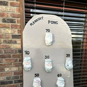 Nechyběl ani plenkový pong. 