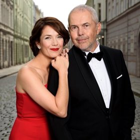 Už sedmnáct let je po boku Terezy Kostkové ve StarDance kolega Marek Eben.