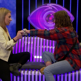 Matka Tarika se snažila Katrin Smutnou pochopit.