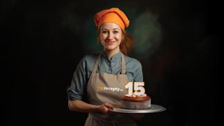 Nejúspěšnější český kulinární web Toprecepty slaví 15. narozeniny: Kuchařku Naše moučníky a další tituly pořídíte s poloviční slevou