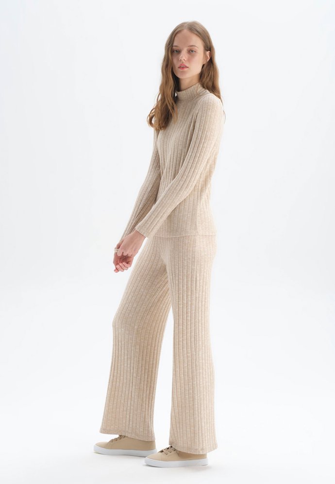 Úpletový set, Dagi, horní díl 990 Kč, kalhoty, 1 990 Kč