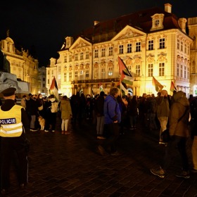 Středeční demonstrace se nesla spíše v poklidnějším duchu.