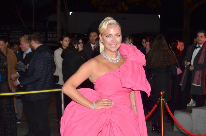 Barbie model podle Konvičkové stylem odpovídal její poslední písni.