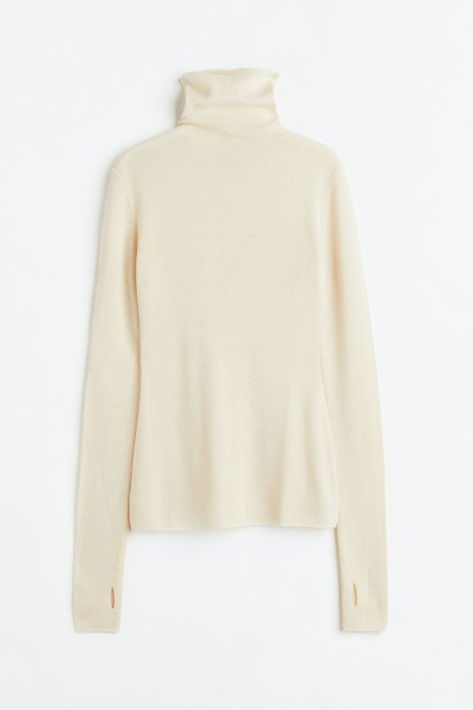 Svetr s rolákem z kašmírové směsi, H&M, 1 499 Kč