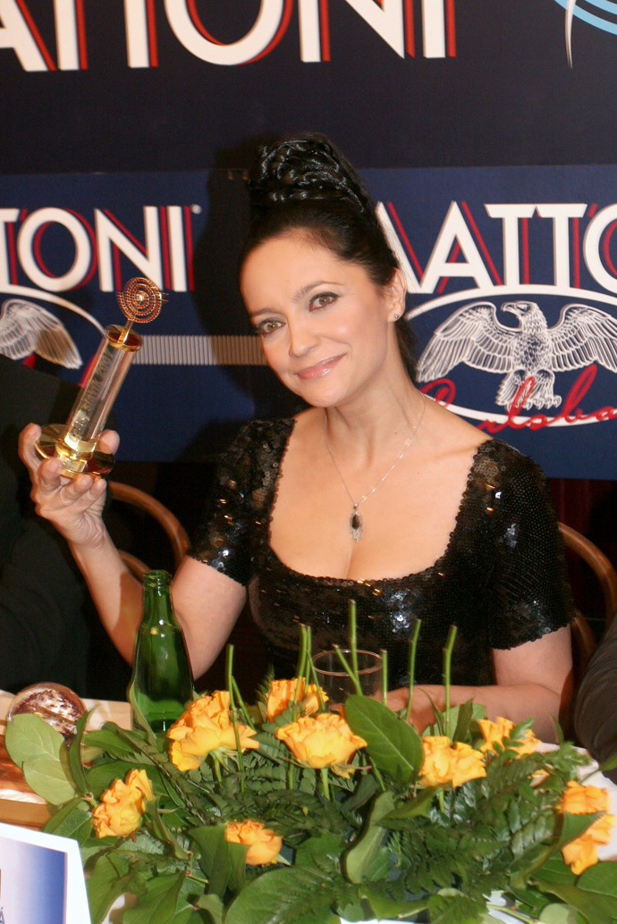 Lucie Bílá vsadila v roce 2007 na černé minišaty s flitry.