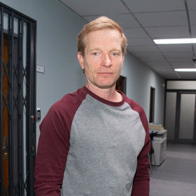 Ve druhé řadě seriálu Docent se objeví i Matěj Hádek. 