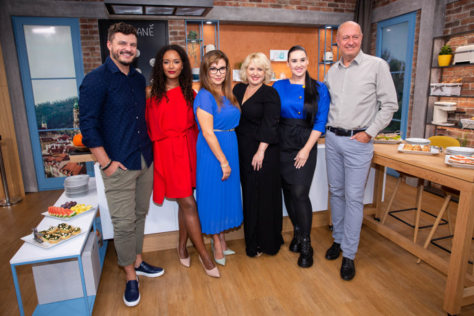 Víkendová Snídaně nemusí být nuda, jak dokazuje parta skvělých moderátorů.