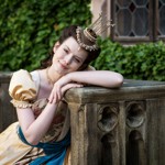 24. prosince se na České televizi premiérově představí pohádka Klíč svatého Petra. Sára Korbelová si zahrála princeznu.