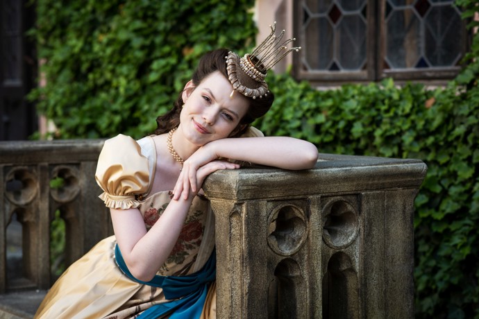 24. prosince se na České televizi premiérově představí pohádka Klíč svatého Petra. Sára Korbelová si zahrála princeznu.