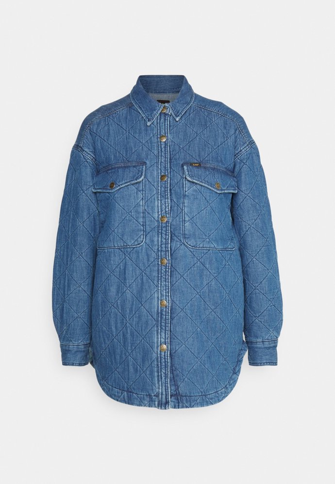 Džínová košilová bunda s prošíváním, Lee, 3 800 Kč