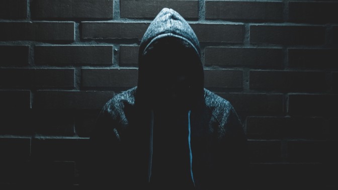 Zneužil 12letou dívku, pak si ji vzal. Tyran Ken McElroy unikal spravedlnosti tak dlouho, až ho zabili občané města Skidmore