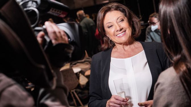 Marie Rottrová jako módní ikona žen 80+: Miluje lesk a třpyt a ve svém věku umí vynést vysoké kozačky i černou barvu