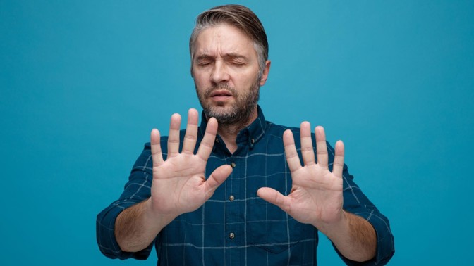 Opravdové příběhy čtenářů: Manželka se tam dole přestala holit a mně se z toho zvedá žaludek. Já bych ten návrat k přirozenosti nejraději zakázal