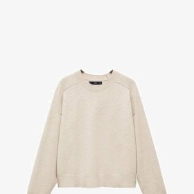 Podobný seženete například v síti obchodů Mango za 899 Kč.