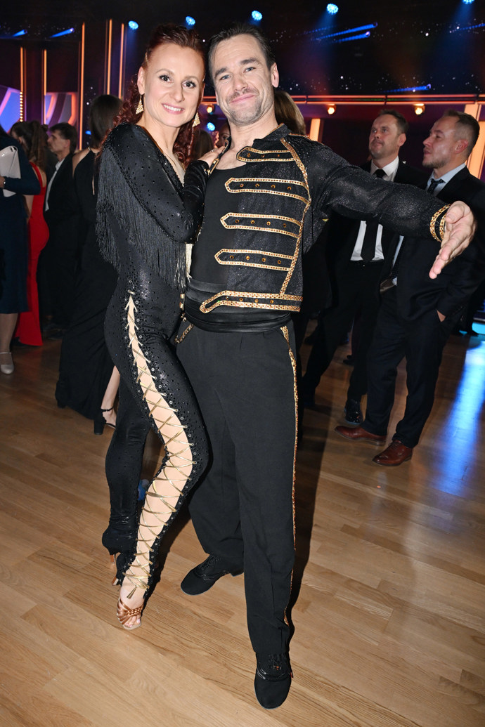 Vavřinec Hradilek a Kateřina Bartuněk Hrstková. Taneční pár má velkou podporu televizních diváků.